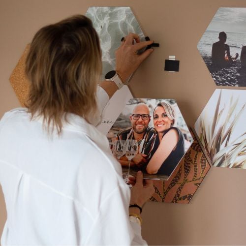 Decorazione parete ingresso senza forare​